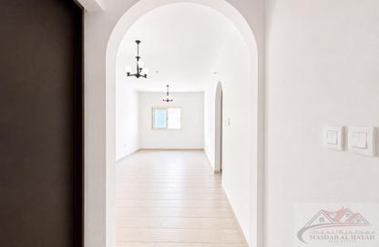 Apartment - 3 Bedrooms - 3 Bathrooms for rent in Muwaileh 29 Building - Muwaileh - Sharjah