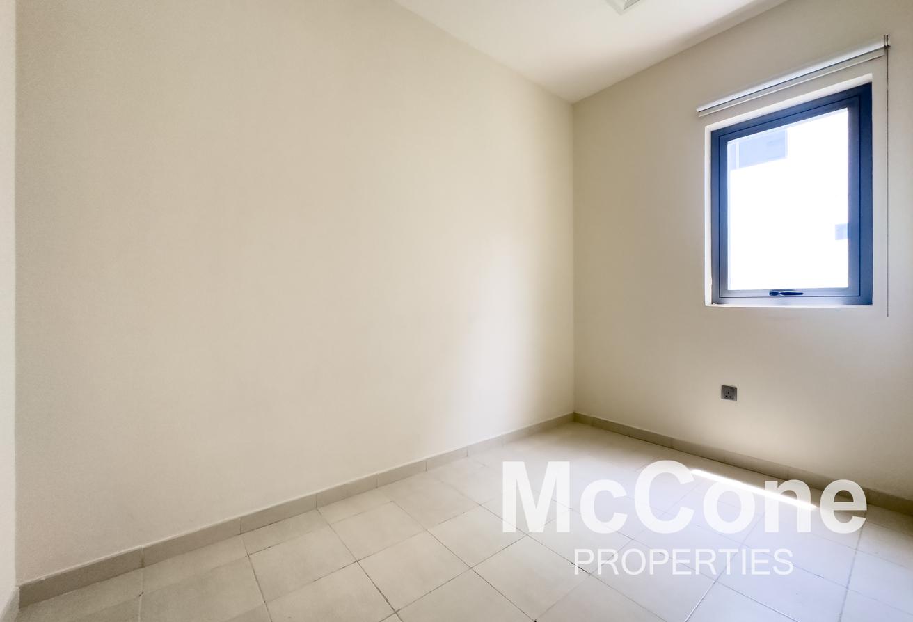 Price Reduced | Close to Park | Prime Location photo 14