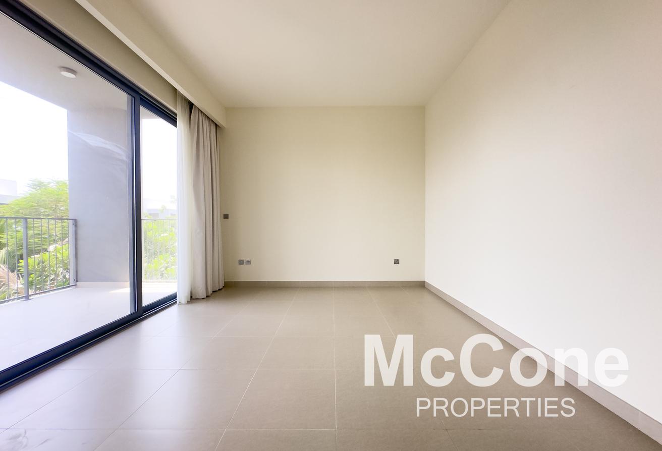 Price Reduced | Close to Park | Prime Location photo 10