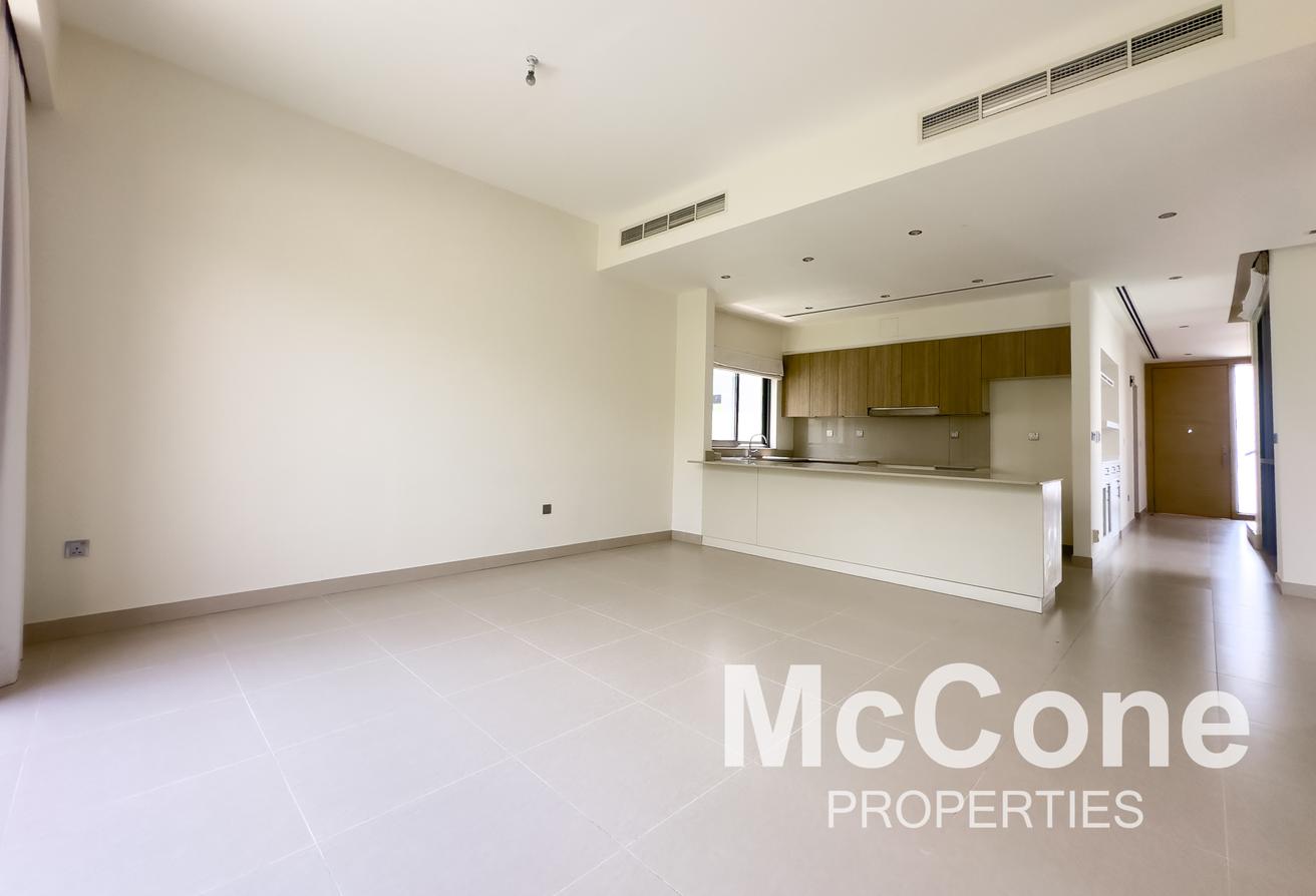 Price Reduced | Close to Park | Prime Location photo 4
