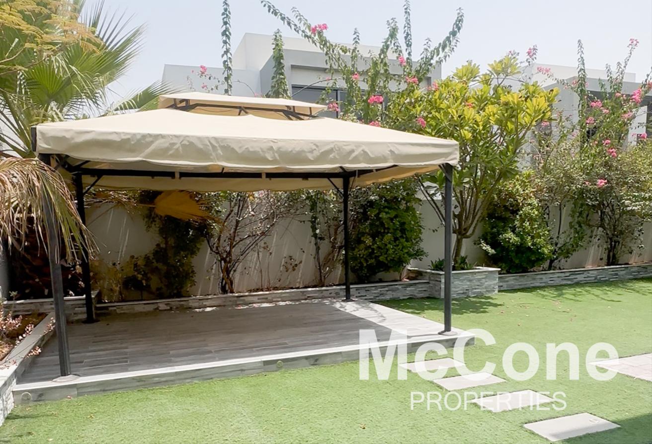 Price Reduced | Close to Park | Prime Location photo 19