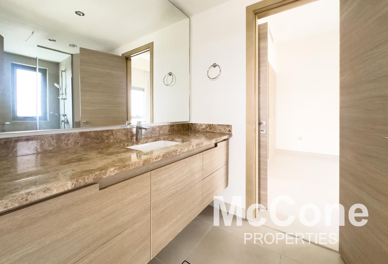 Price Reduced | Close to Park | Prime Location photo 16