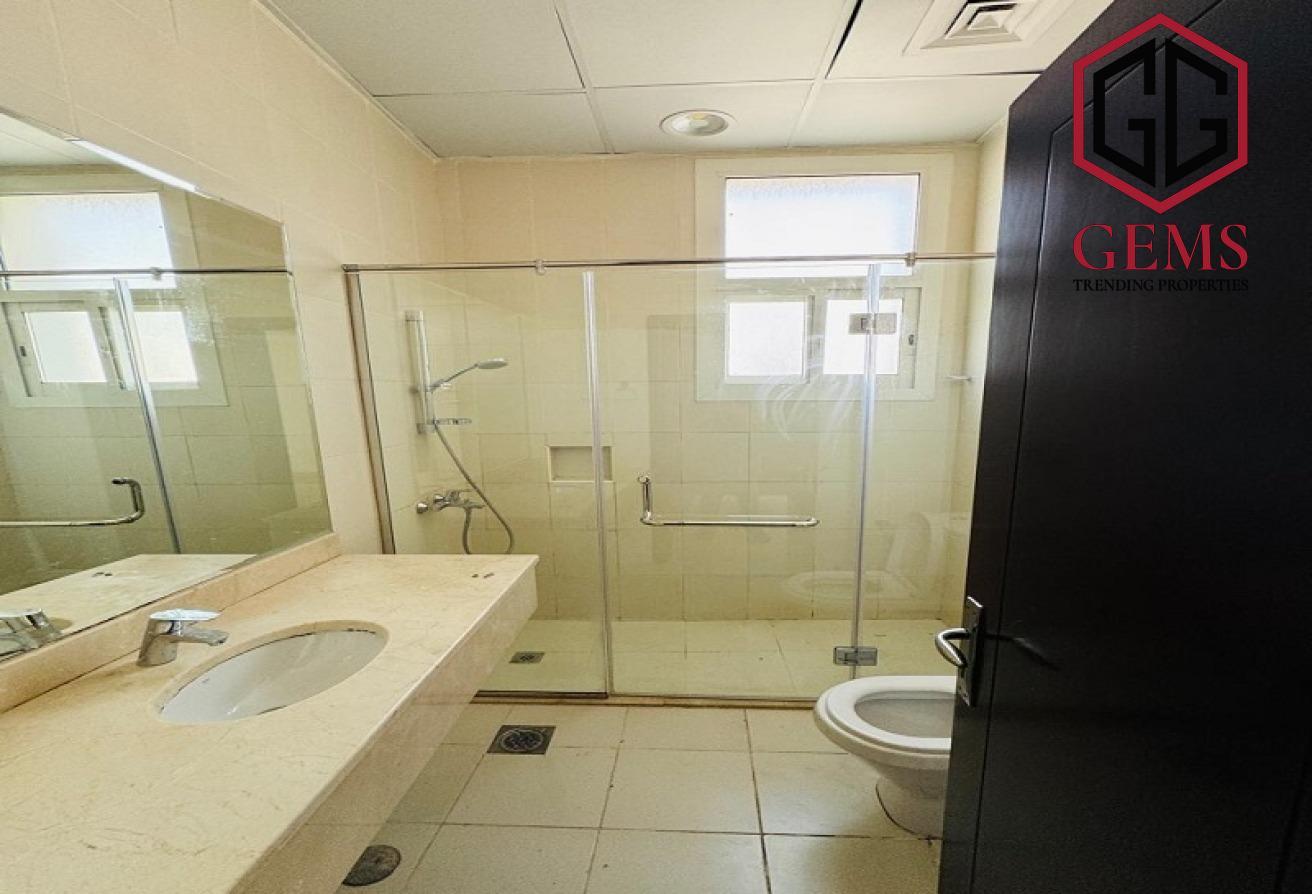 OUTSTANDING | SEMI-INDEP VILLA | MAID ROOM photo 13