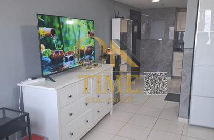 Apartment - Studio - 1 Bathroom for rent in Ajman Corniche Residences - Ajman Corniche Road - Ajman