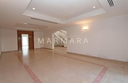 Villa - 3 Bedrooms - 3 Bathrooms for rent in Umm Suqeim 2 Villas - Umm Suqeim 2 - Umm Suqeim - Dubai