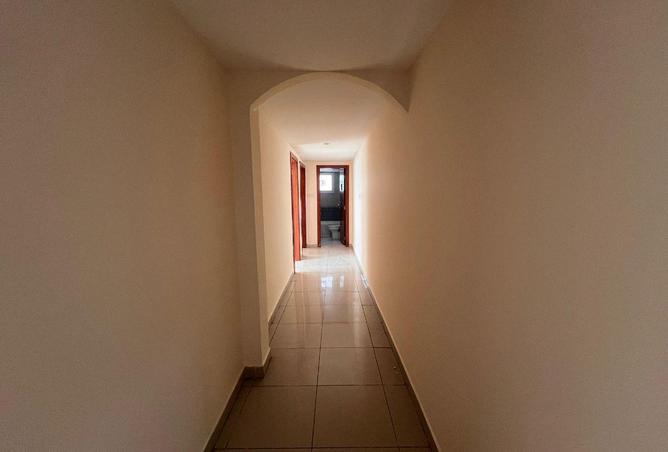 74253278 - Property Image 2