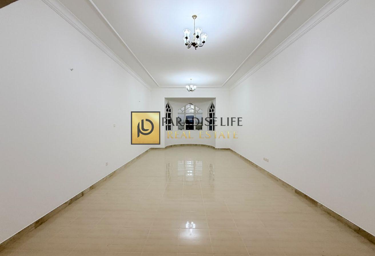Fully Independent Villa available in Mirdif photo 6