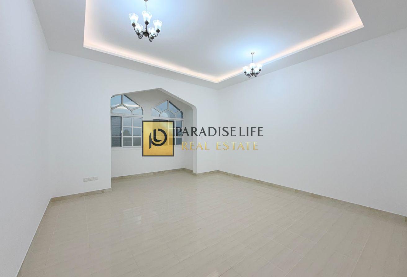 Fully Independent Villa available in Mirdif photo 12