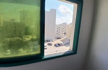 شقة - 2 غرف نوم - 1 حمام للايجار في بناء النباعة - النبعة - الشرق - الشارقة