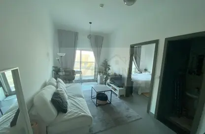 شقة - غرفة نوم - 2 حمامات للبيع في بيلا روز - حديقة دبي العلميه - دبي