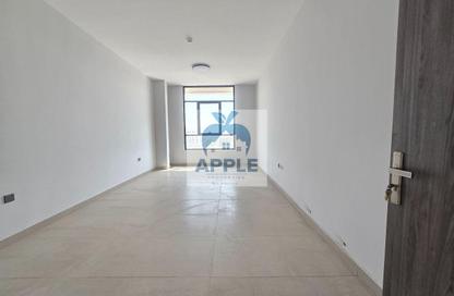 Apartment - 1 Bedroom - 2 Bathrooms for rent in AlFalah - Muwaileh Commercial - Sharjah