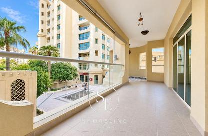 Apartment - 3 - 3 for rent in Al Sultana - Shoreline Apartments - Palm Jumeirah - Dubai