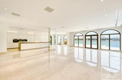 Villa - 5 Bedrooms - 6 Bathrooms for rent in Garden Homes Frond D - Garden Homes - Palm Jumeirah - Dubai Villa - 5 Bedrooms - 6 Bathrooms for rent in Garden Homes Frond D - Garden Homes - Palm Jumeirah - Dubai