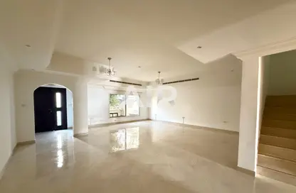 Villa - 4 Bedrooms - 5 Bathrooms for rent in Garden Lane Villas - District 15 - Jumeirah Village Circle - Dubai