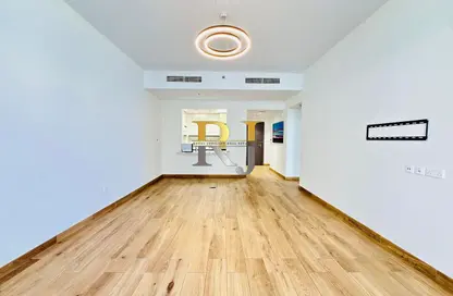 Apartment - 1 Bedroom - 2 Bathrooms for rent in The Waves Residences - Mankhool - Bur Dubai - Dubai