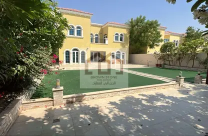 Villa - 3 Bedrooms - 4 Bathrooms for sale in District 5 - Jumeirah Park - Dubai