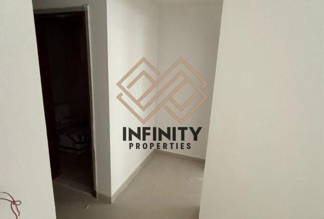 69897131 - Property Image 2