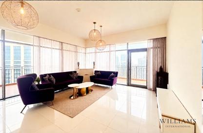 Apartment - 3 - 5 for rent in Boulevard Crescent Tower 1 - BLVD Crescent - Downtown Dubai - Dubai