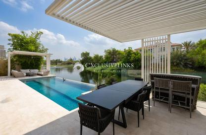 Villa - 5 - 6 for sale in District 6 - Jumeirah Park - Dubai Villa - 5 - 6 for sale in District 6 - Jumeirah Park - Dubai