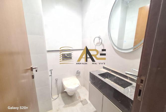 130666034 - Property Main Image