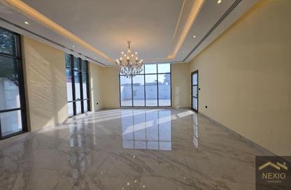 Villa - 5 - 6 for rent in Nad Al Sheba Villas - Nad Al Sheba 3 - Nad Al Sheba - Dubai