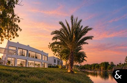 Villa - 5 - 6 for sale in Cluster 19 - Oasis Clusters - Jumeirah Islands - Dubai