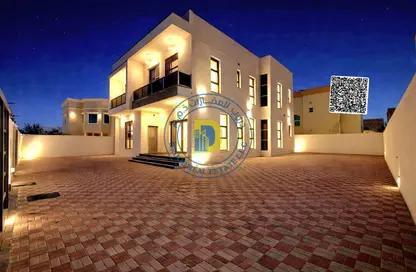 فيلا - 5 غرف نوم - 7 حمامات للبيع في قرية الاميرة - الياسمين - عجمان