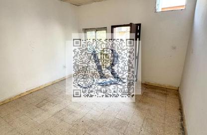 Labor Camp - Studio - 7+ Bathrooms for rent in SG 10 Building - Industrial Area 10 - Sharjah Industrial Area - Sharjah