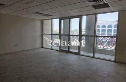 Apartment - 3 Bedrooms - 1 Bathroom for rent in Hai Qesaidah - Central District - Al Ain