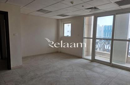 Apartment - 3 Bedrooms - 1 Bathroom for rent in Hai Qesaidah - Central District - Al Ain