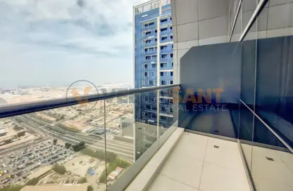 شقة - 3 غرف نوم - 5 حمامات للايجار في برج دوجا - شارع الشيخ زايد - دبي