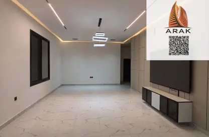 Villa - 5 Bedrooms - 5 Bathrooms for sale in Al Mowaihat 1 - Al Mowaihat - Ajman