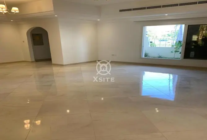 150037860 - Property Image 2
