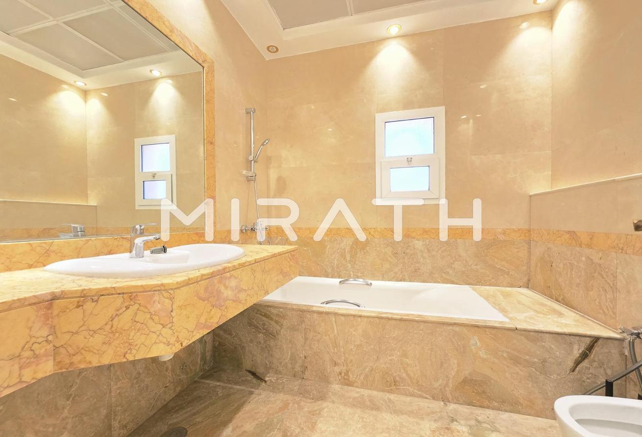 SPACIOUS VILLA | FAMILY VILLA | AL BARSHA 2 photo 16