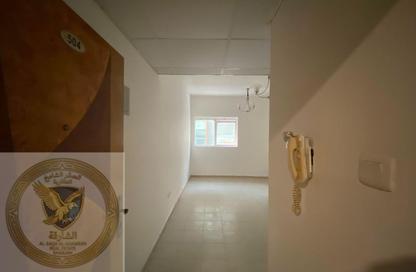 Apartment - 1 Bedroom - 1 Bathroom for rent in Al Qulaya'ah - Al Sharq - Sharjah Apartment - 1 Bedroom - 1 Bathroom for rent in Al Qulaya'ah - Al Sharq - Sharjah