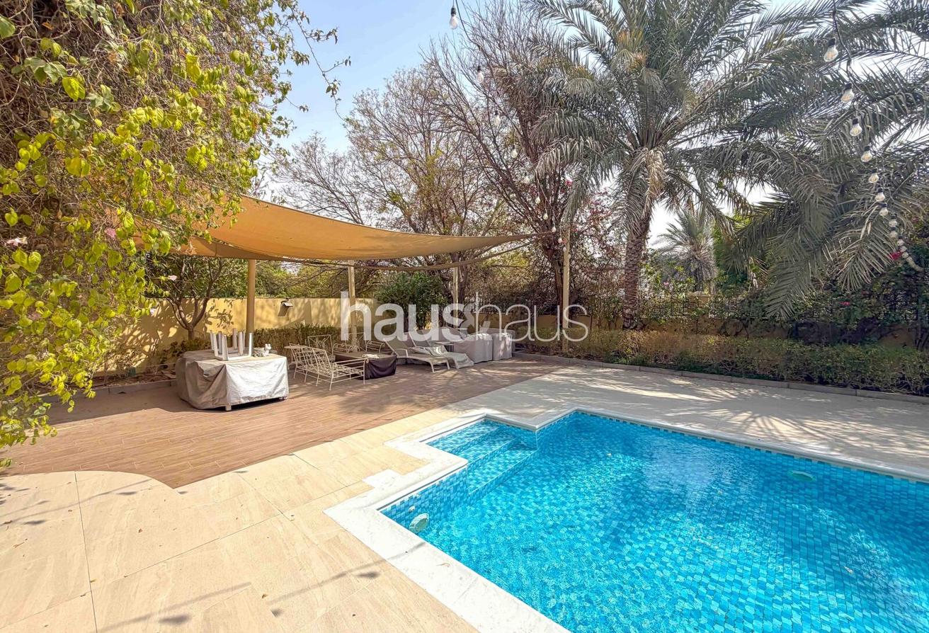 Huge Corner Plot | Pool | Mid-November Move-In photo 7