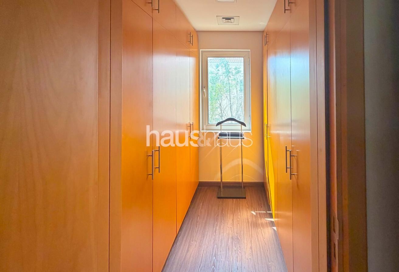 Huge Corner Plot | Pool | Mid-November Move-In photo 13