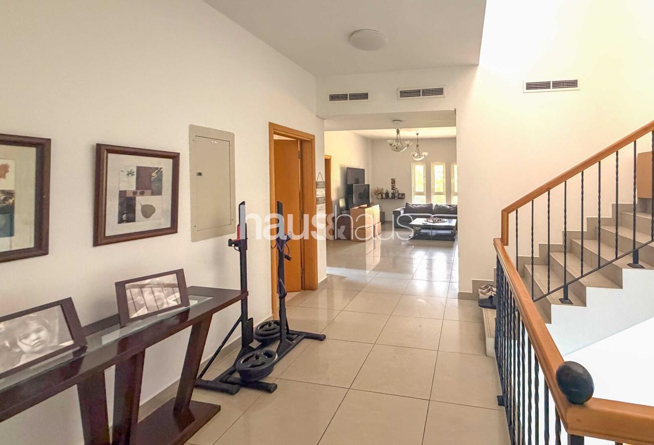 Huge Corner Plot | Pool | Mid-November Move-In photo 10