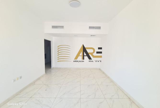 145059148 - Property Image 2