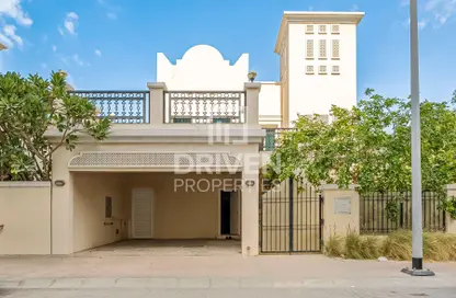 Villa - 3 Bedrooms - 4 Bathrooms for rent in District 16 - Jumeirah Village Circle - Dubai