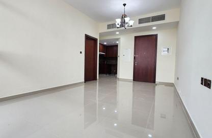 Apartment - 1 Bedroom - 2 Bathrooms for rent in Pixel Building - Al Souk Al Kabeer - Bur Dubai - Dubai