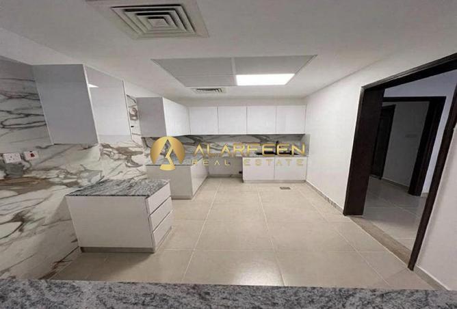 93151217 - Property Image 3