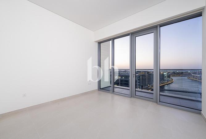 68664219 - Property Image 3