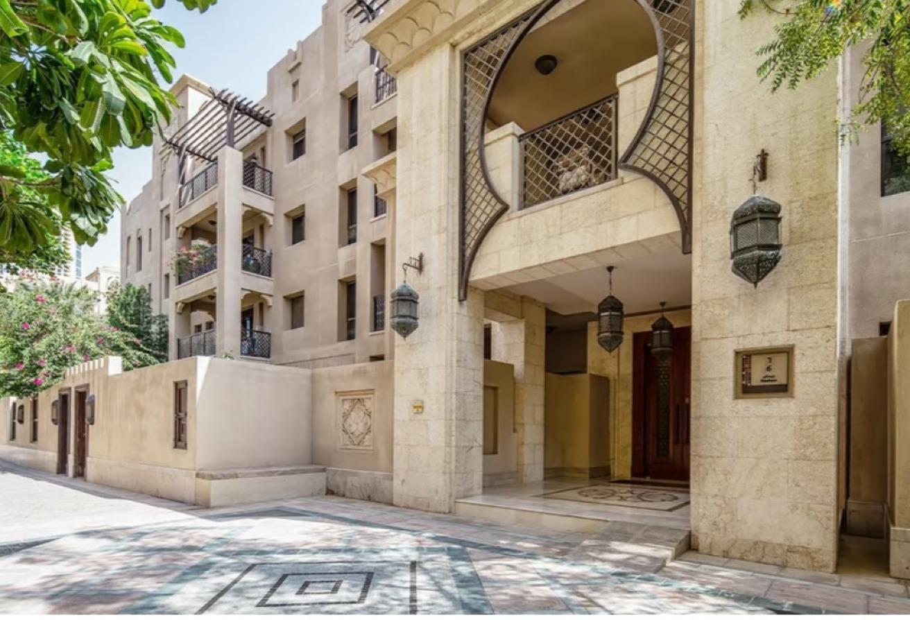 Spacious 2BR | Huge Balcony | Prime Location photo 14