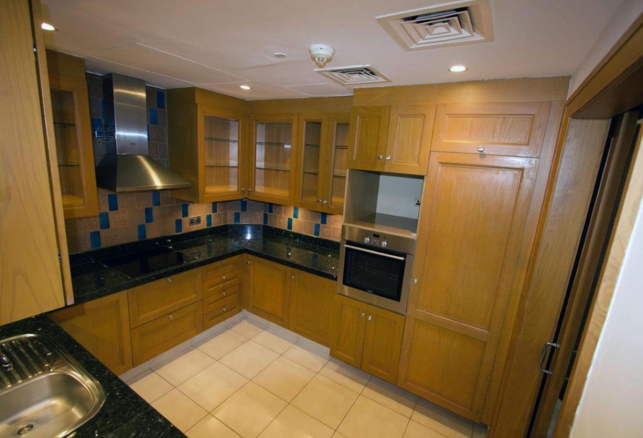 Spacious 2BR | Huge Balcony | Prime Location photo 7