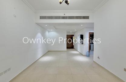Apartment - 2 - 3 for rent in Mankhool Building - Al Mankhool - Bur Dubai - Dubai