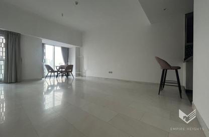 Apartment - 1 - 2 for rent in Cayan Tower - Dubai Marina - Dubai