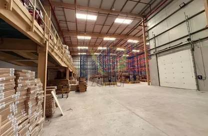 Warehouse - Studio - 4 Bathrooms for rent in Dubai South (Dubai World Central) - Dubai