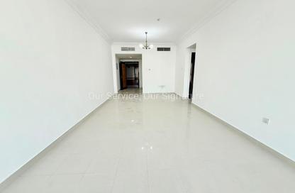 Apartment - 1 Bedroom - 2 Bathrooms for rent in New Al Taawun Road - Al Taawun - Sharjah
