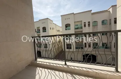 شقة - 1 حمام للايجار في ساحة الكرامة - الكرامة - دبي